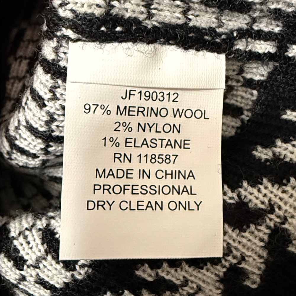 Jason Wu Merino Wool Black and Cream Geometric Sweater - Picture 6 of 6